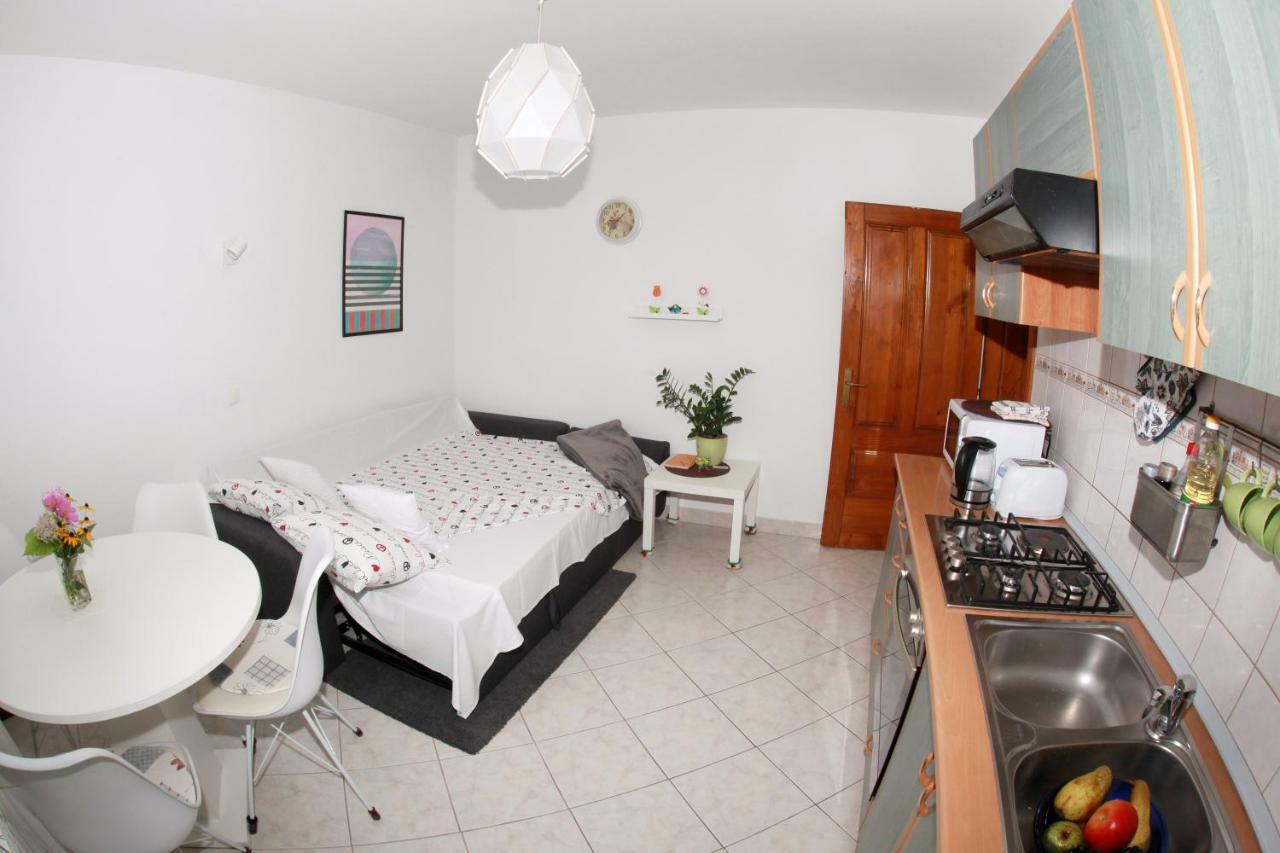 Apartman Malina Karlovac Exterior foto